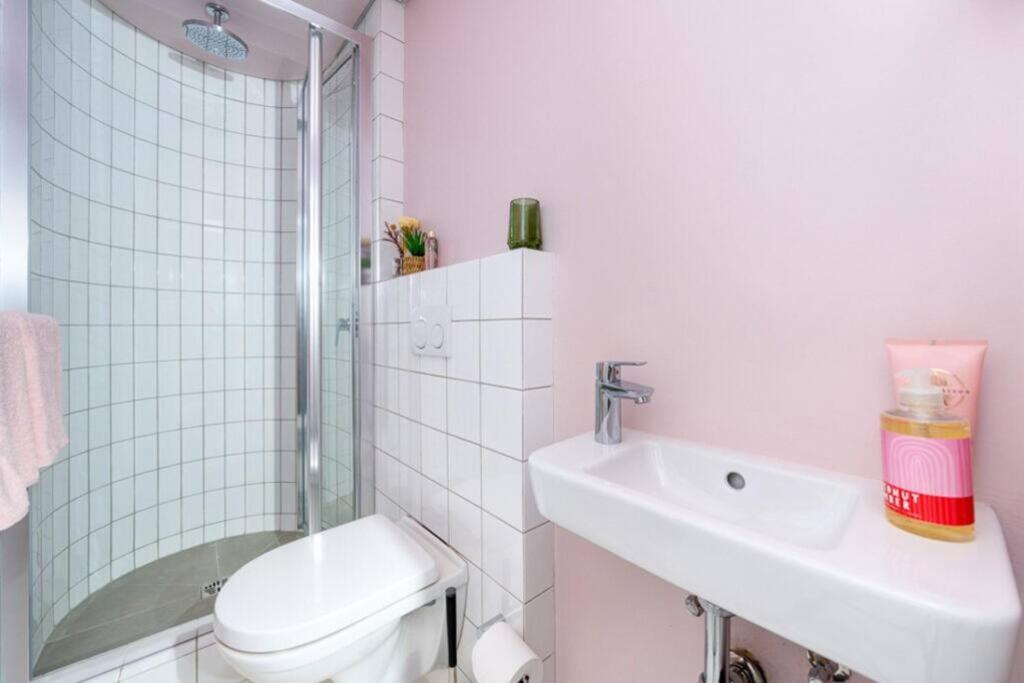 Sassy Studio In Trendy Sea Point Cape Town Exterior photo